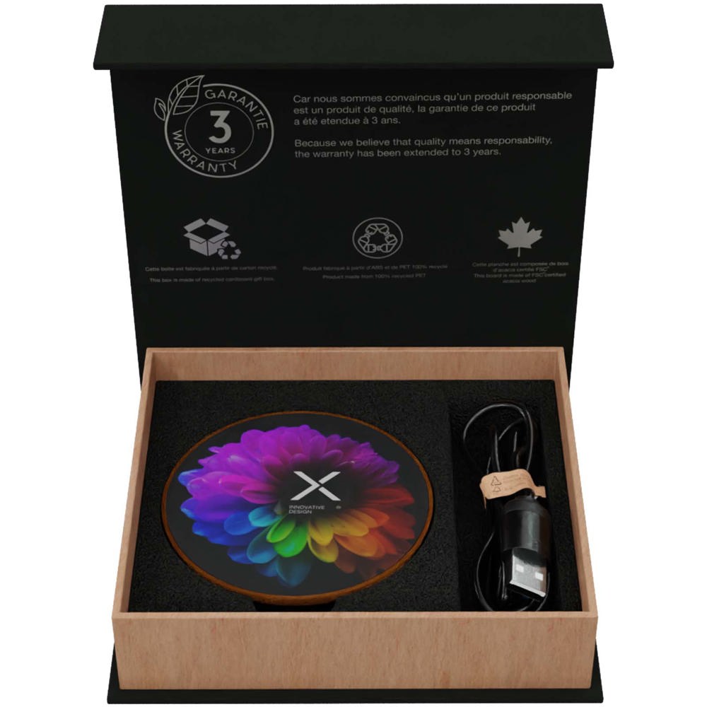 SCX.design W13 kabellose Ladestation aus Holz mit Leuchtlogo