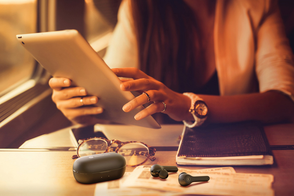 Motorola IPX5 TWS MOTO Buds 85