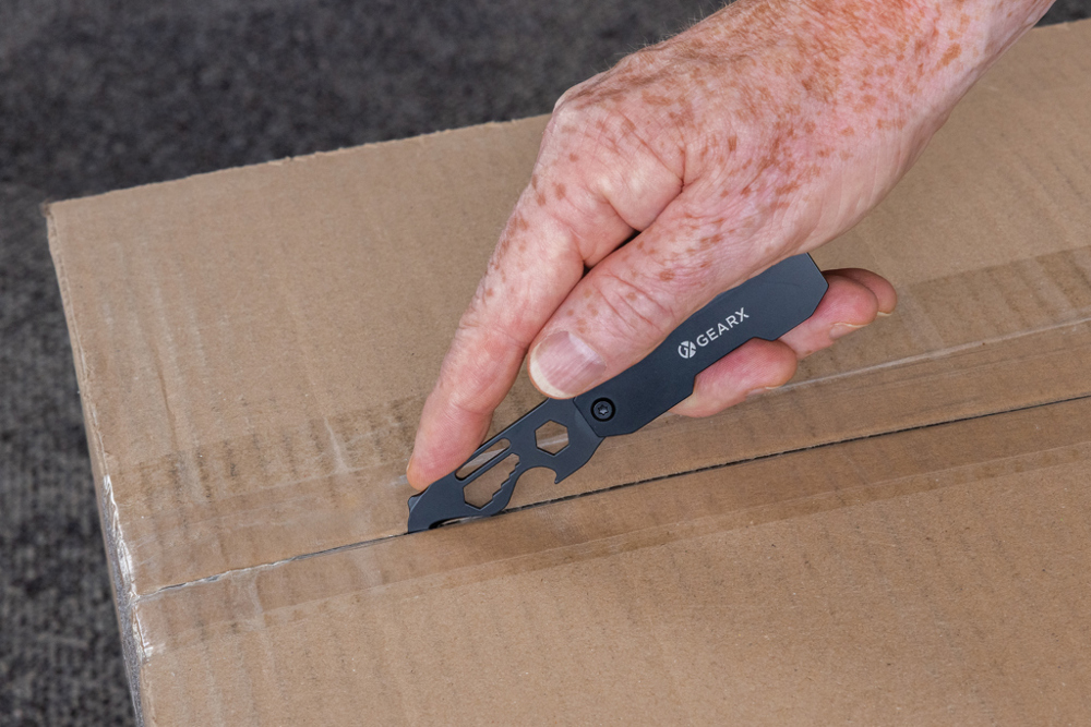 Gear X faltbares EDC-Werkzeug mit Kartonmesser & Karabiner